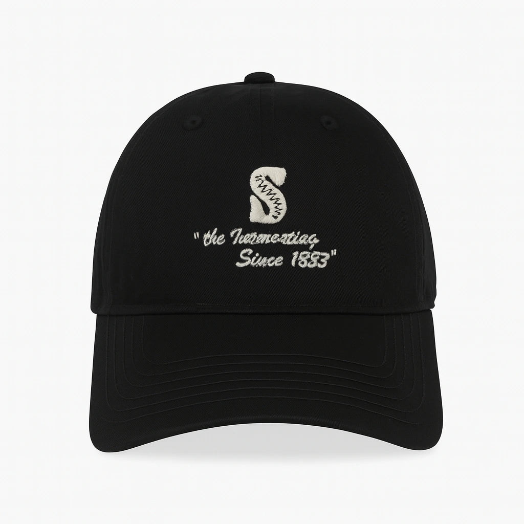 Gorra Unisex Estilo Streetwear con Inicial “S - Since 1683”