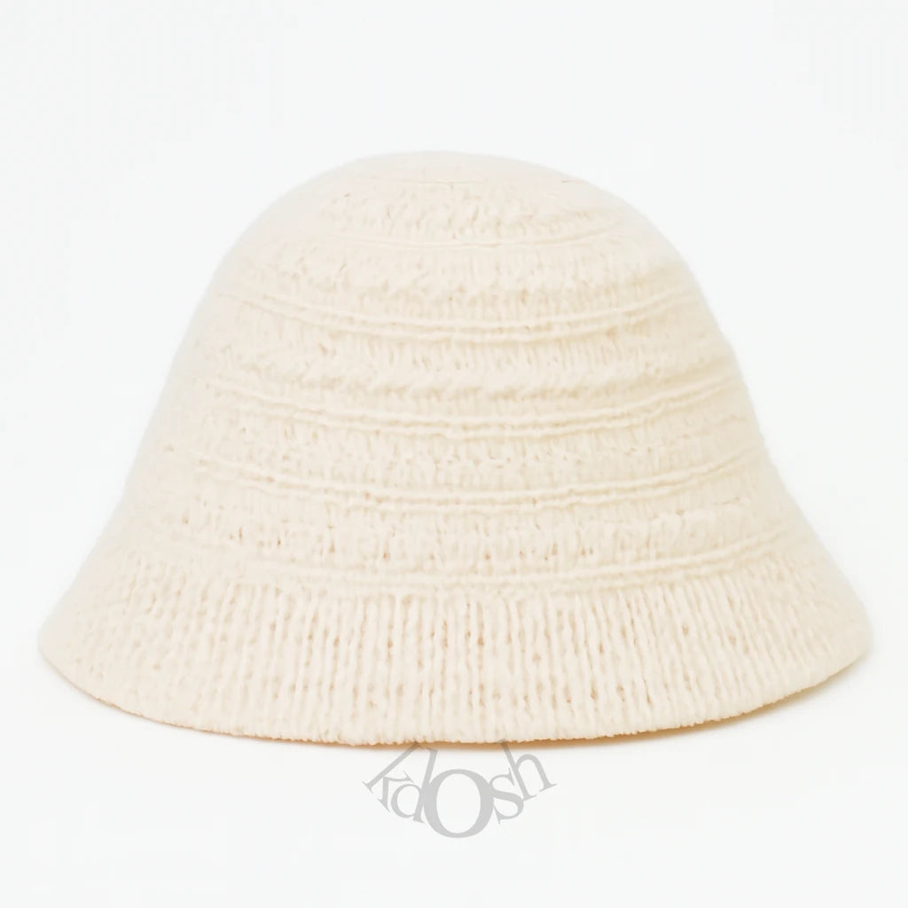 Gorro de Punto de Lana para Mujer – Elegancia y Calidez