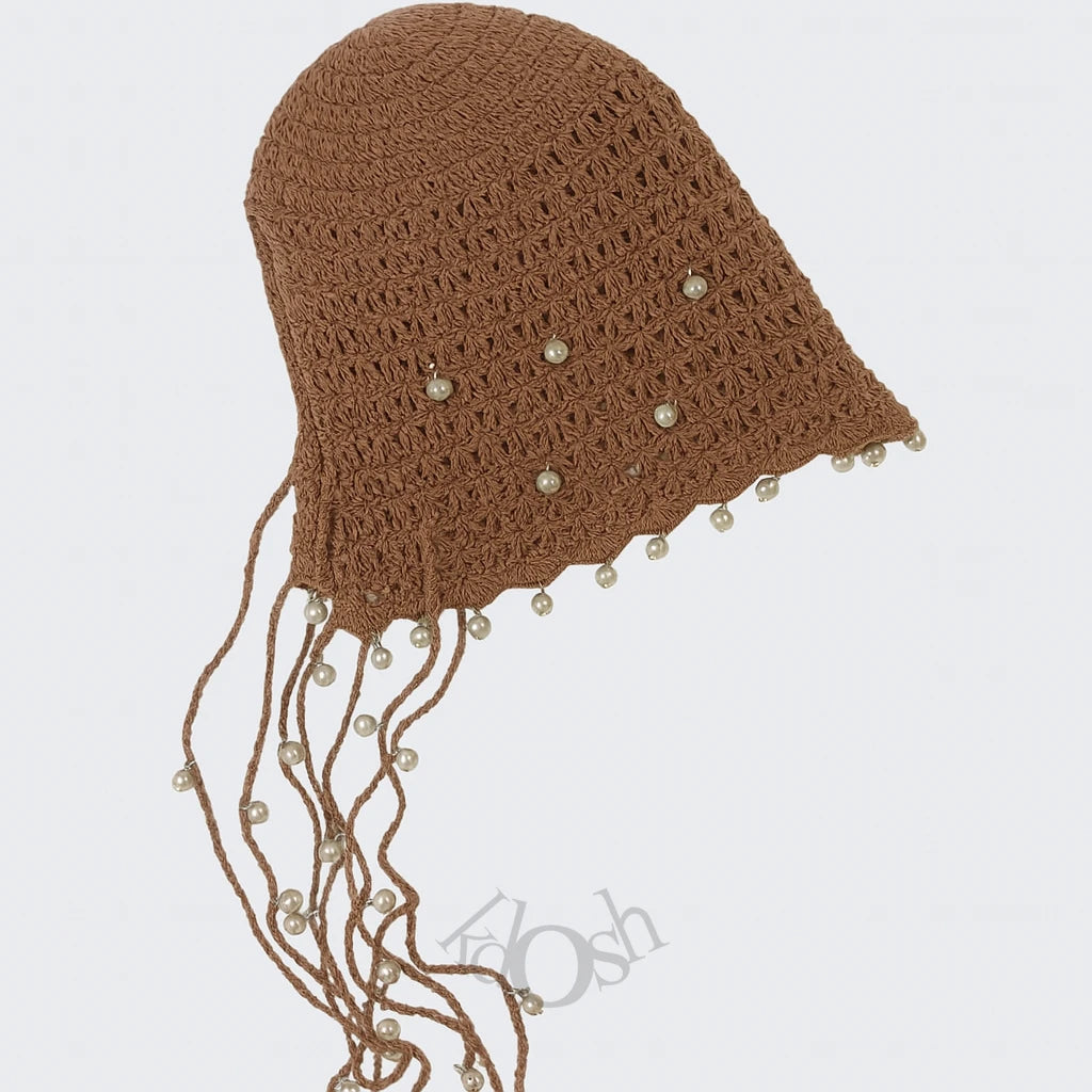 GORRO DE PUNTO CON PERLAS