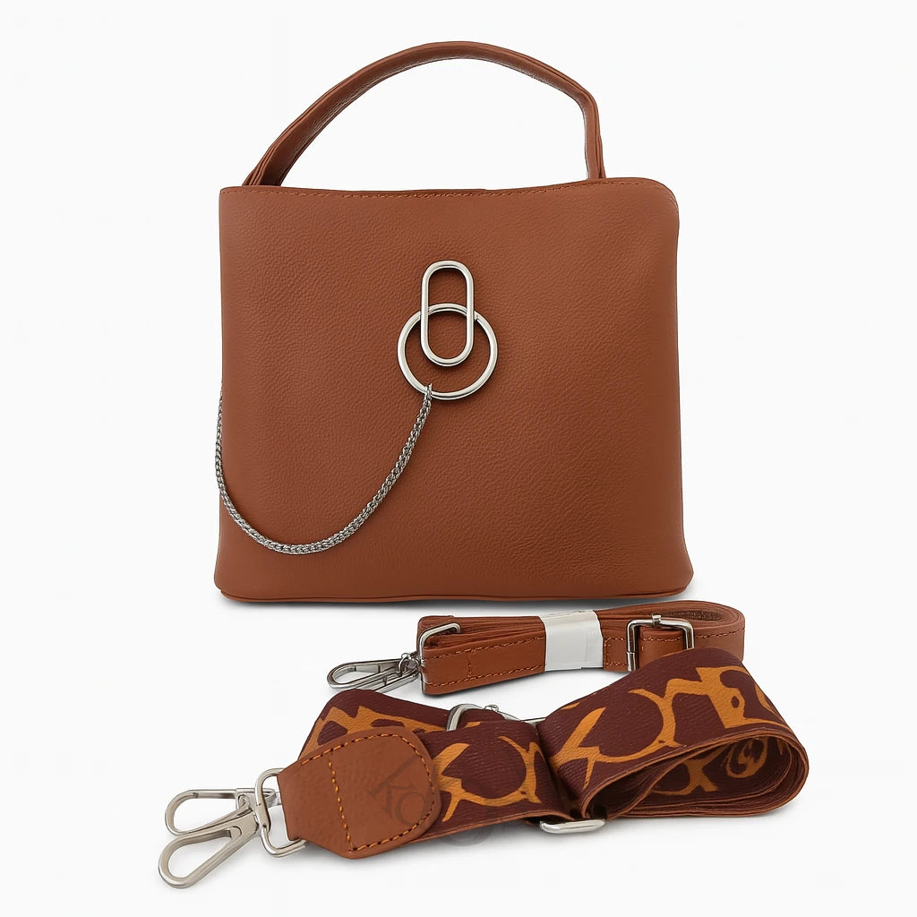 Cartera con Cadena Decorativa – Elegancia Moderna y Actitud Urban
