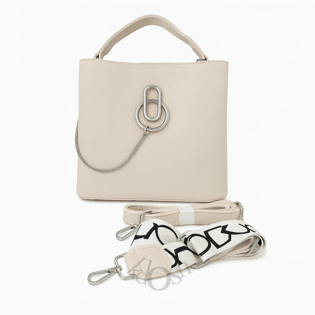 Cartera con Cadena Decorativa – Elegancia Moderna y Actitud Urban