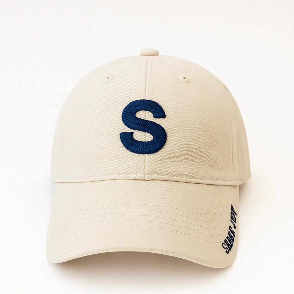 Gorra “S” Bordada – Sencilla, Sofisticada y con Personalidad