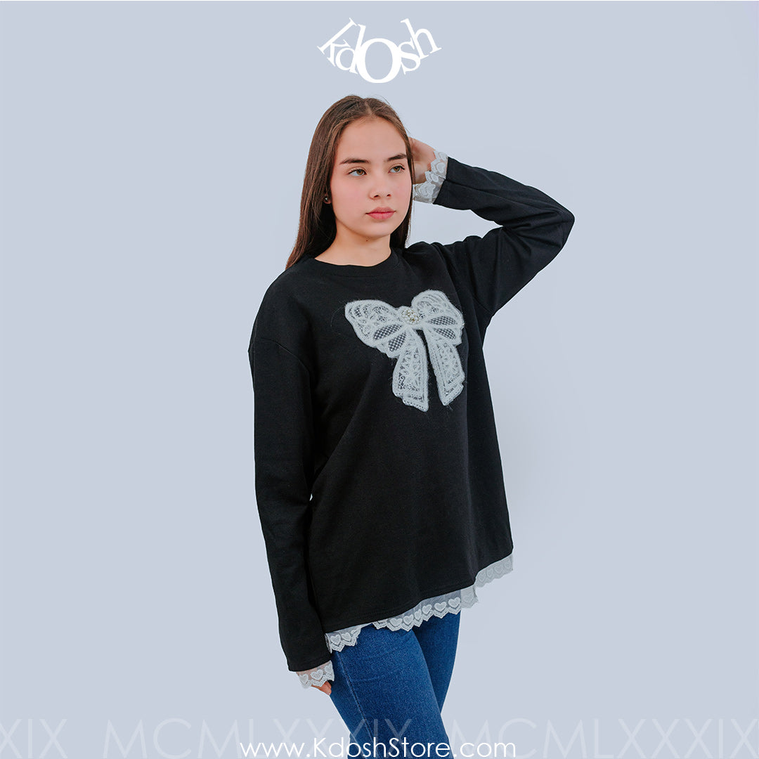 Polera Confortable con Elegantes Detalles de Lazo y Encaje
