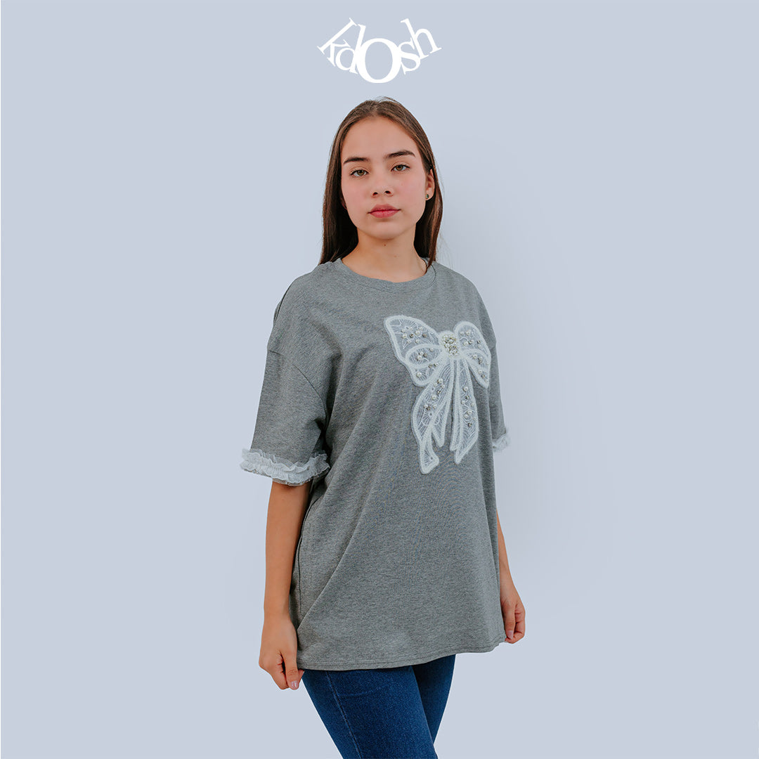 Polo Oversize Lazo – Elegante y Cómoda