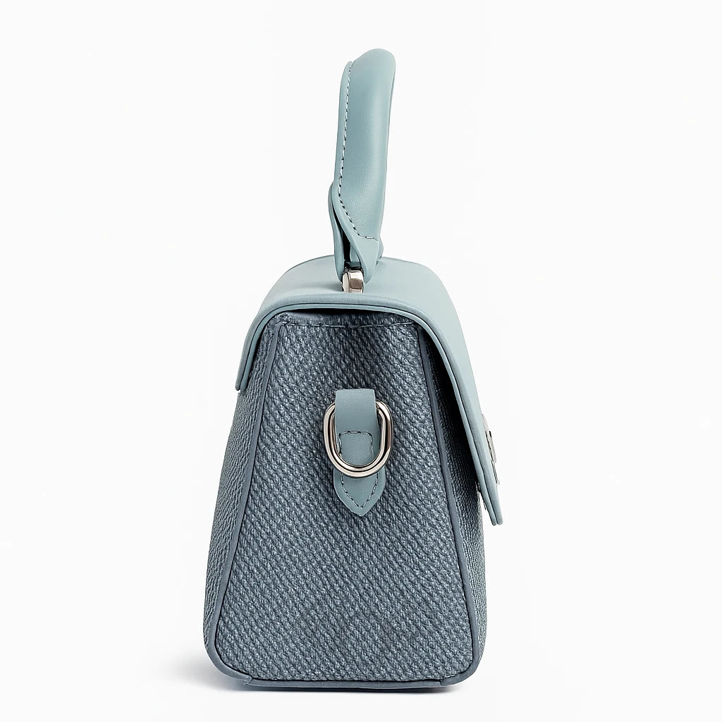 Cartera para Dama con Llavero Decorativo – Estilo Moderno y Versátil