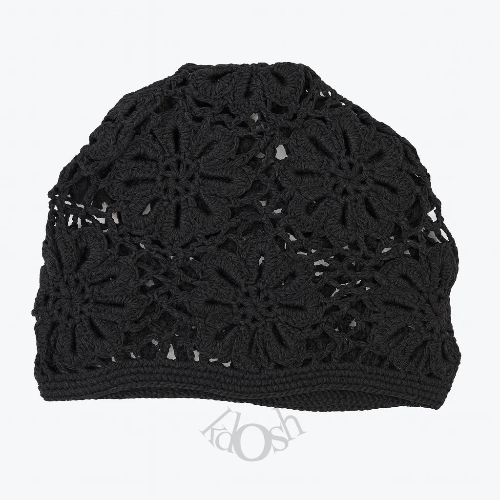 GORRO DE PUNTO PARA DAMA CON DISEÑO FLORAL