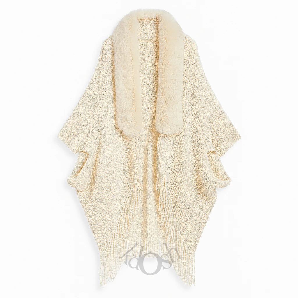 Poncho Suave con Flecos y Corte Abierto – Estilo Chic y Abrigo