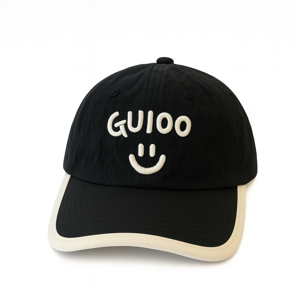 GORRA UNISEX CON DISEÑO 3D “GUIOO”