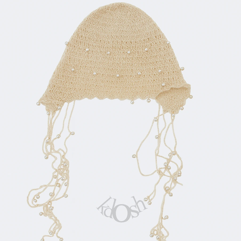 GORRO DE PUNTO CON PERLAS
