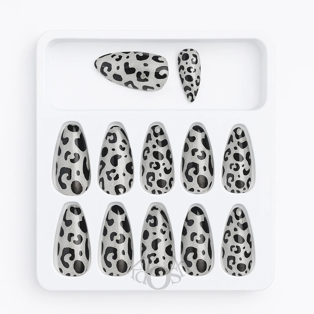 Uñas Postizas Animal Print – Estilo Salvaje con Brillo Gel (12 Piezas)