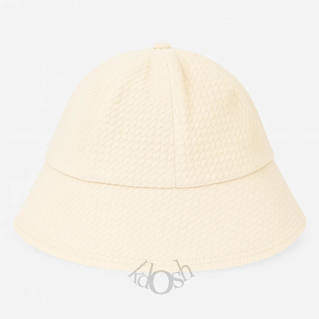 Gorra de Punto Elegante para Mujer con Visera y Ajuste Trasero