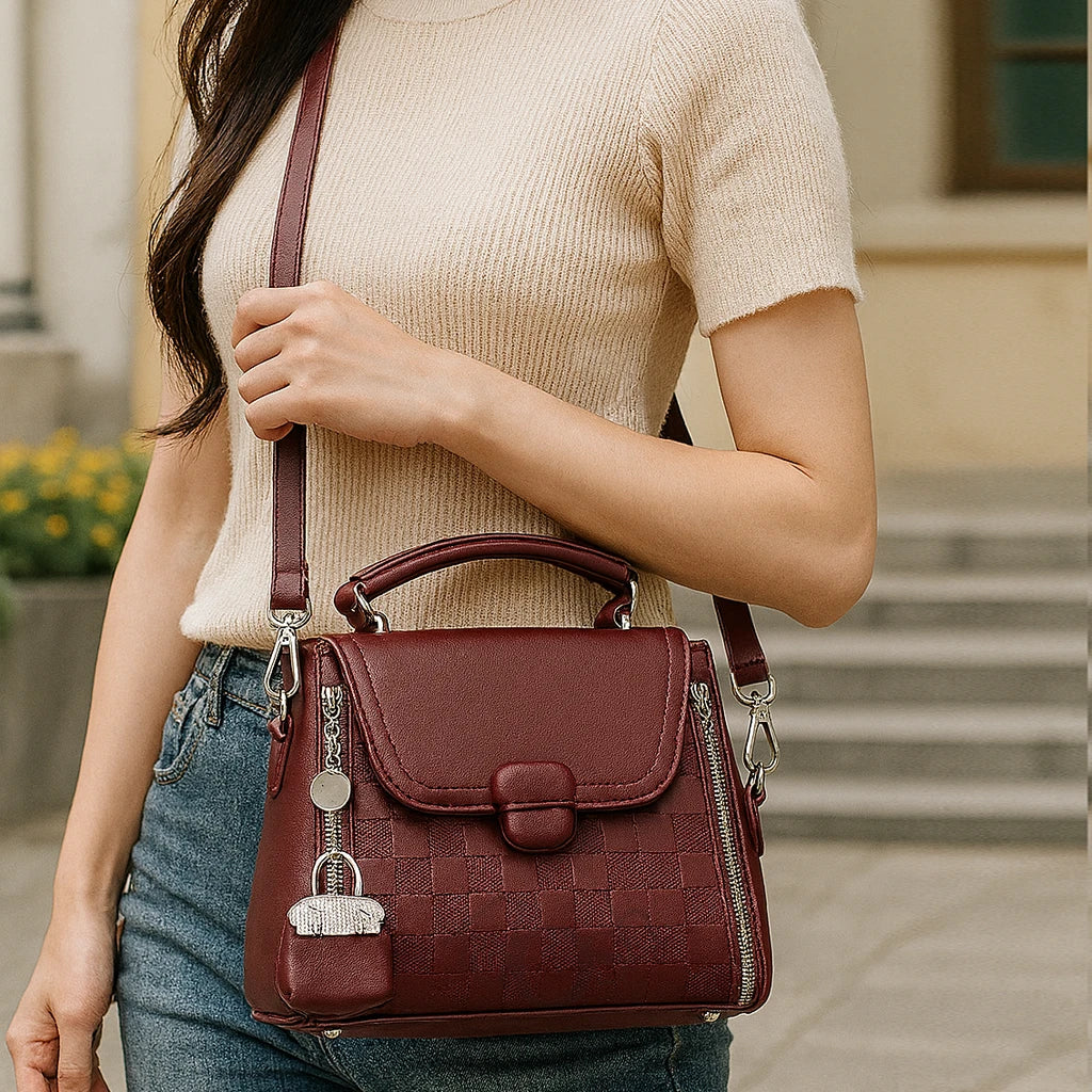 Cartera de Dama con Cierres Decorativos – Estilo Sofisticado y Urbano