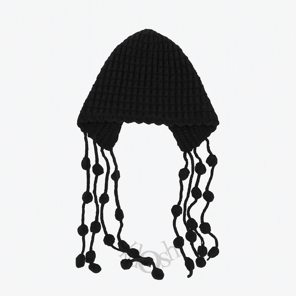 GORRO DE PUNTO CON DETALLES DECORATIVOS