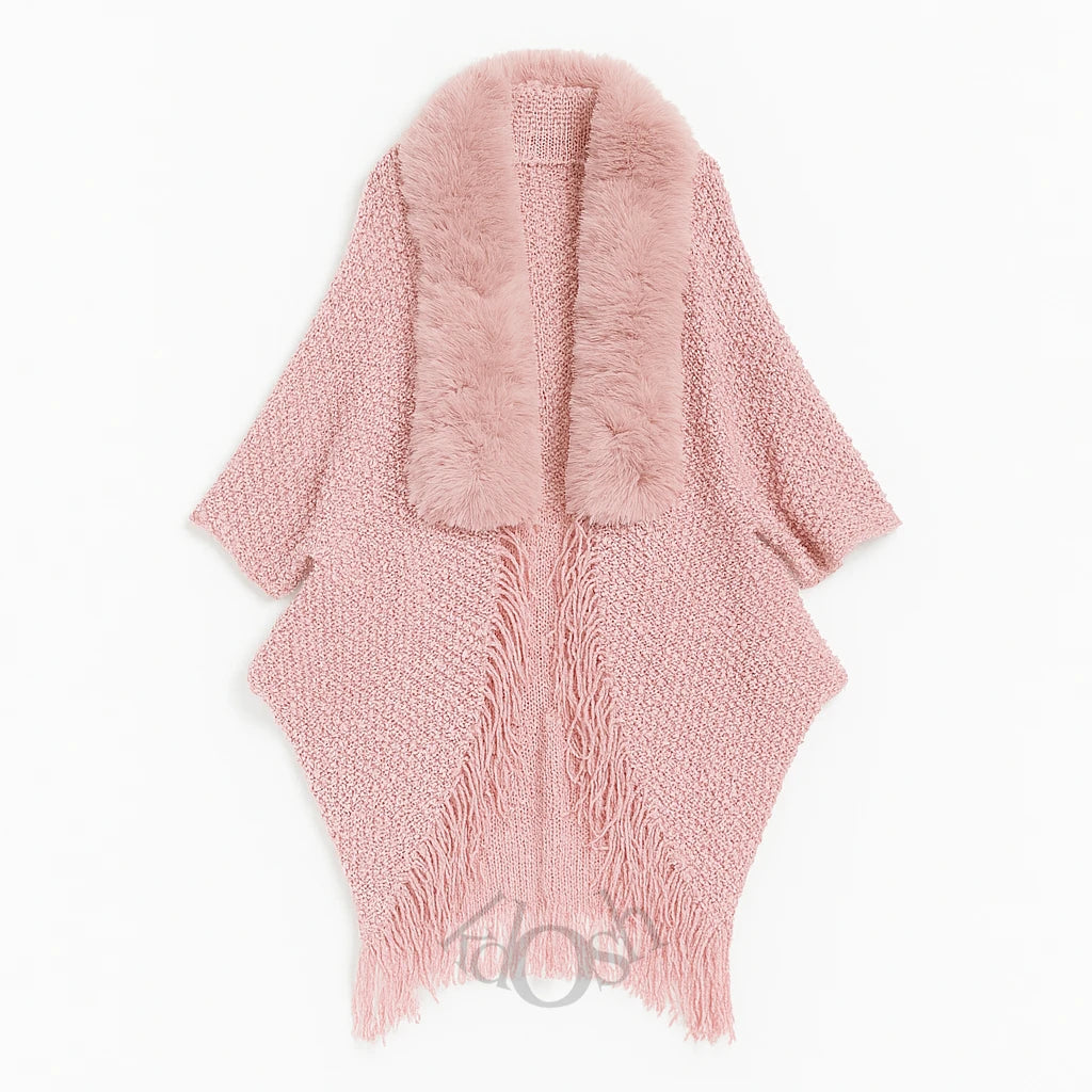 Poncho Suave con Flecos y Corte Abierto – Estilo Chic y Abrigo