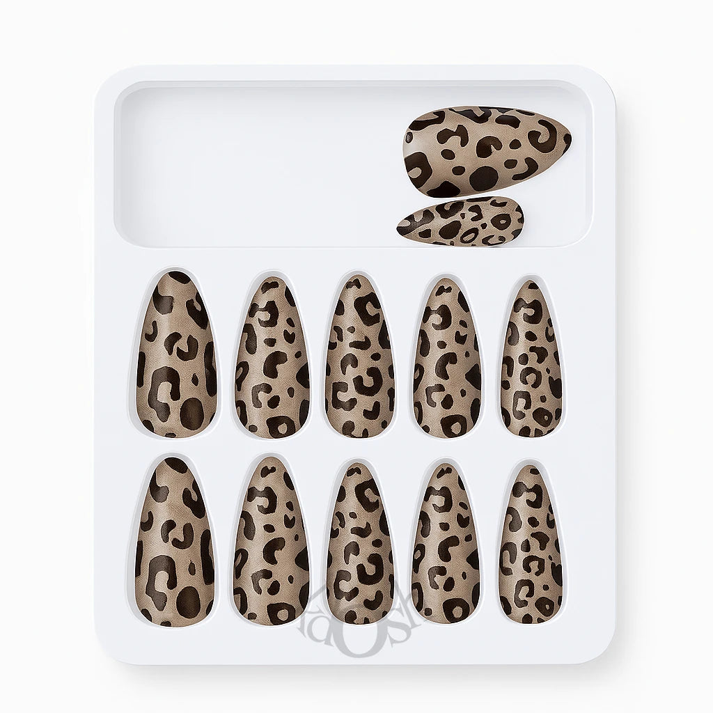 Uñas Postizas Animal Print – Estilo Salvaje con Brillo Gel (12 Piezas)