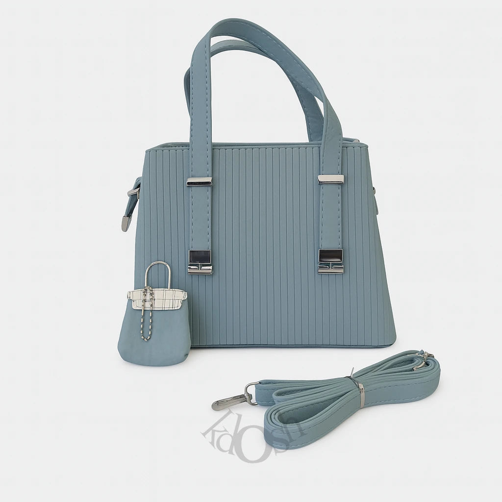 Cartera Texturizada con Llavero – Estilo Moderno y Versátil