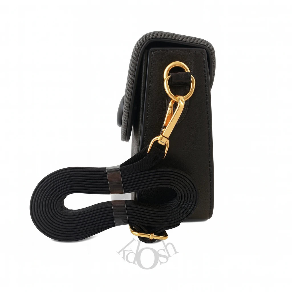 Cartera Bicolor con Combinación de Texturas – Diseño Chic y Versátil