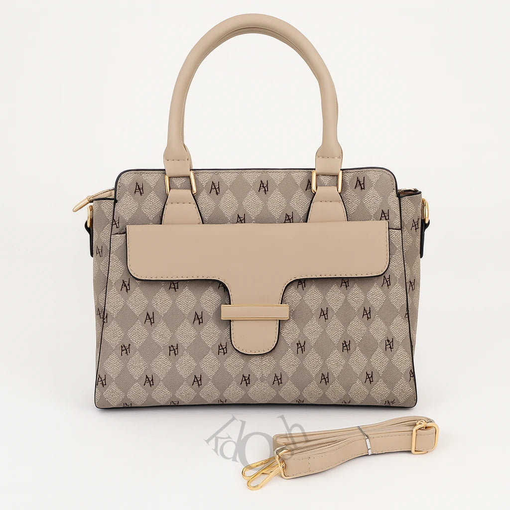 Cartera Estampada con Solapa Frontal – Elegancia Clásica