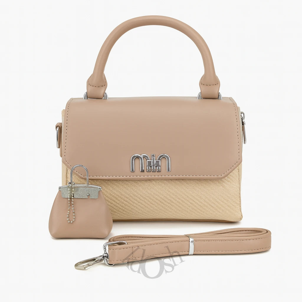 Cartera para Dama con Llavero Decorativo – Estilo Moderno y Versátil