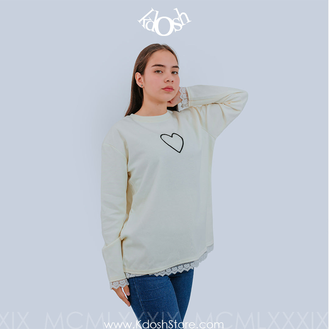 Polera Elegante con Corazón – Versátil y Cómoda