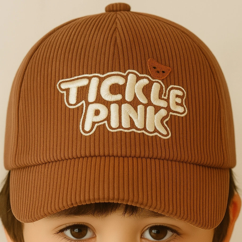 Gorra Infantil de Corduroy “Tickle Pink” – Suavidad y Estilo