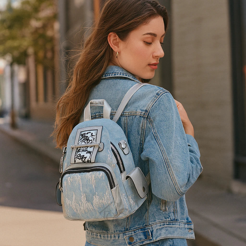 Mochila de Lentejuelas con Detalles Metálicos – Glamour y Estilo Urbano
