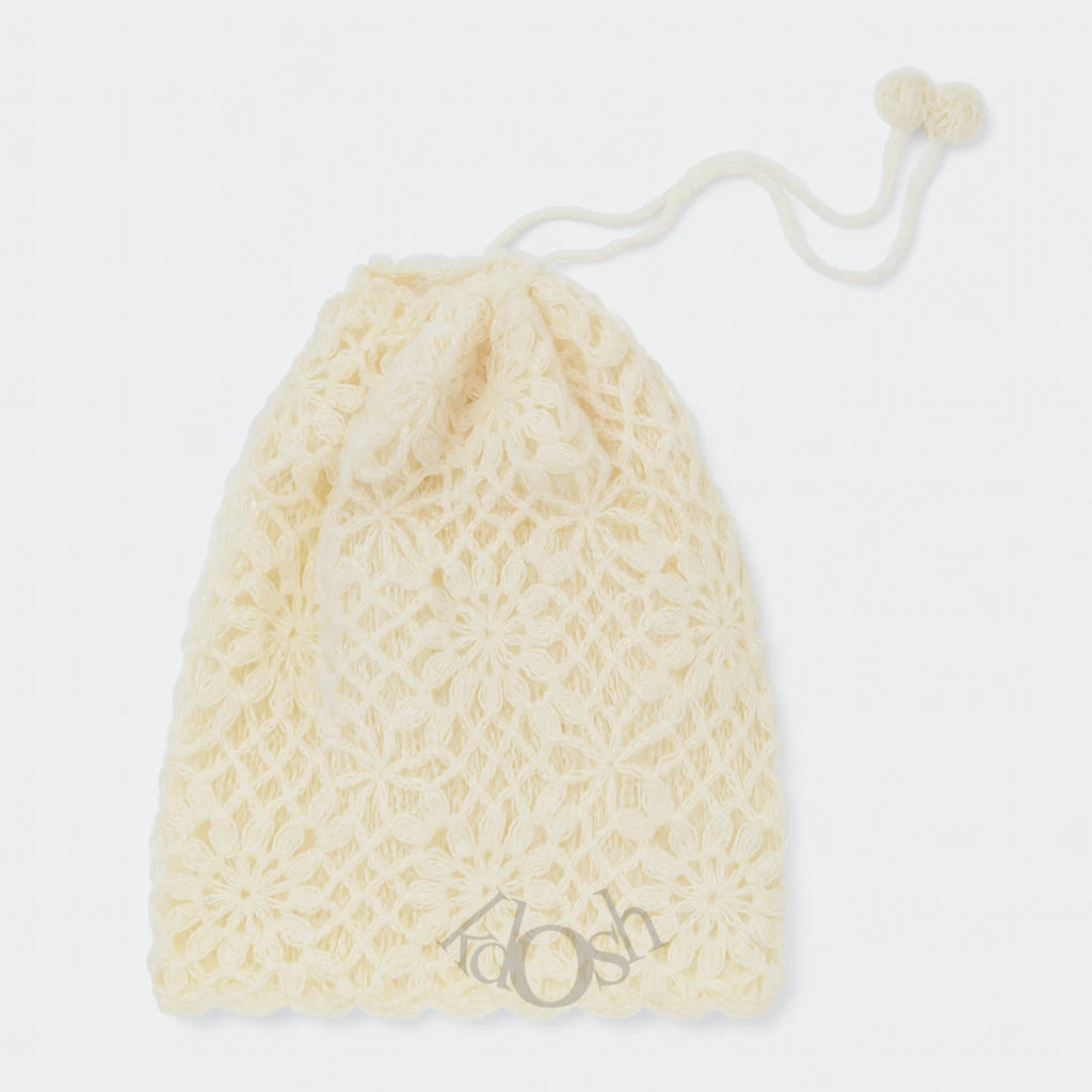 Gorro y Bufanda 2 en 1 – Versatilidad y Estilo en una Sola Pieza