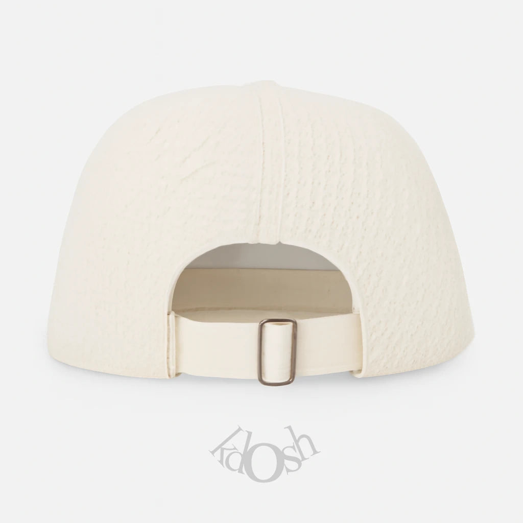 Gorra de Punto Elegante para Mujer con Visera y Ajuste Trasero