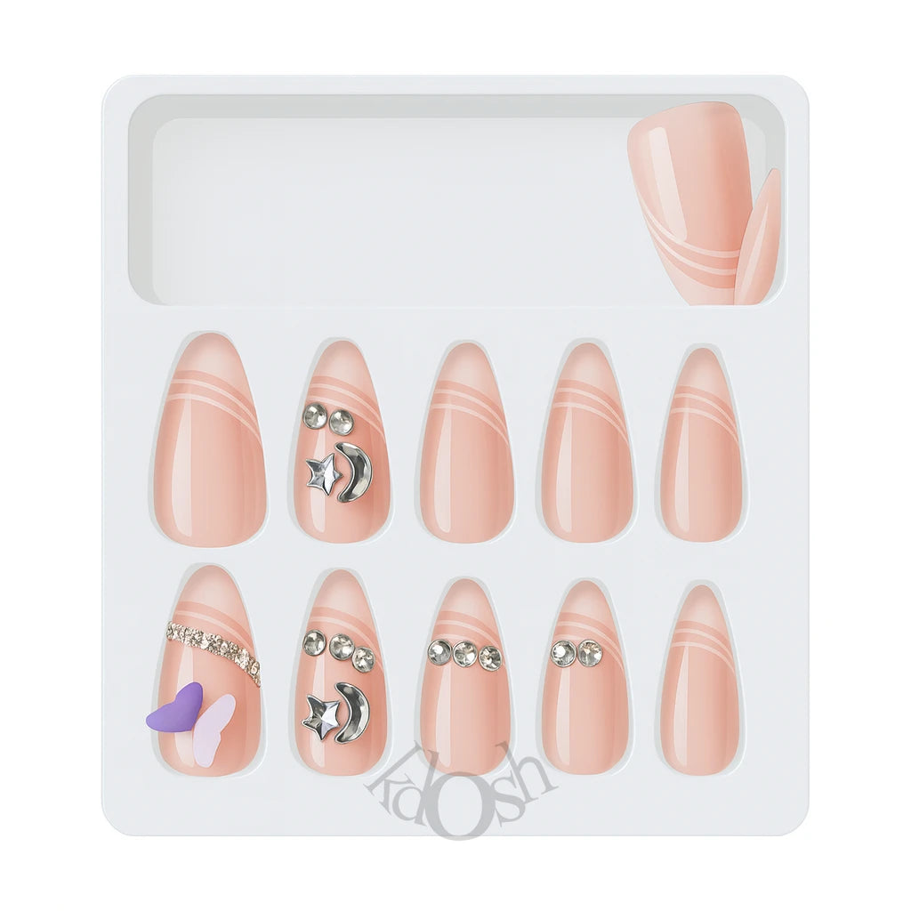 Uñas de Gel a Presión con Detalles de Lujo – Diamantes y Diseños Exclusivos