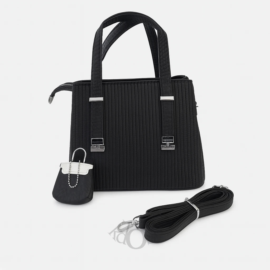 Cartera Texturizada con Llavero – Estilo Moderno y Versátil