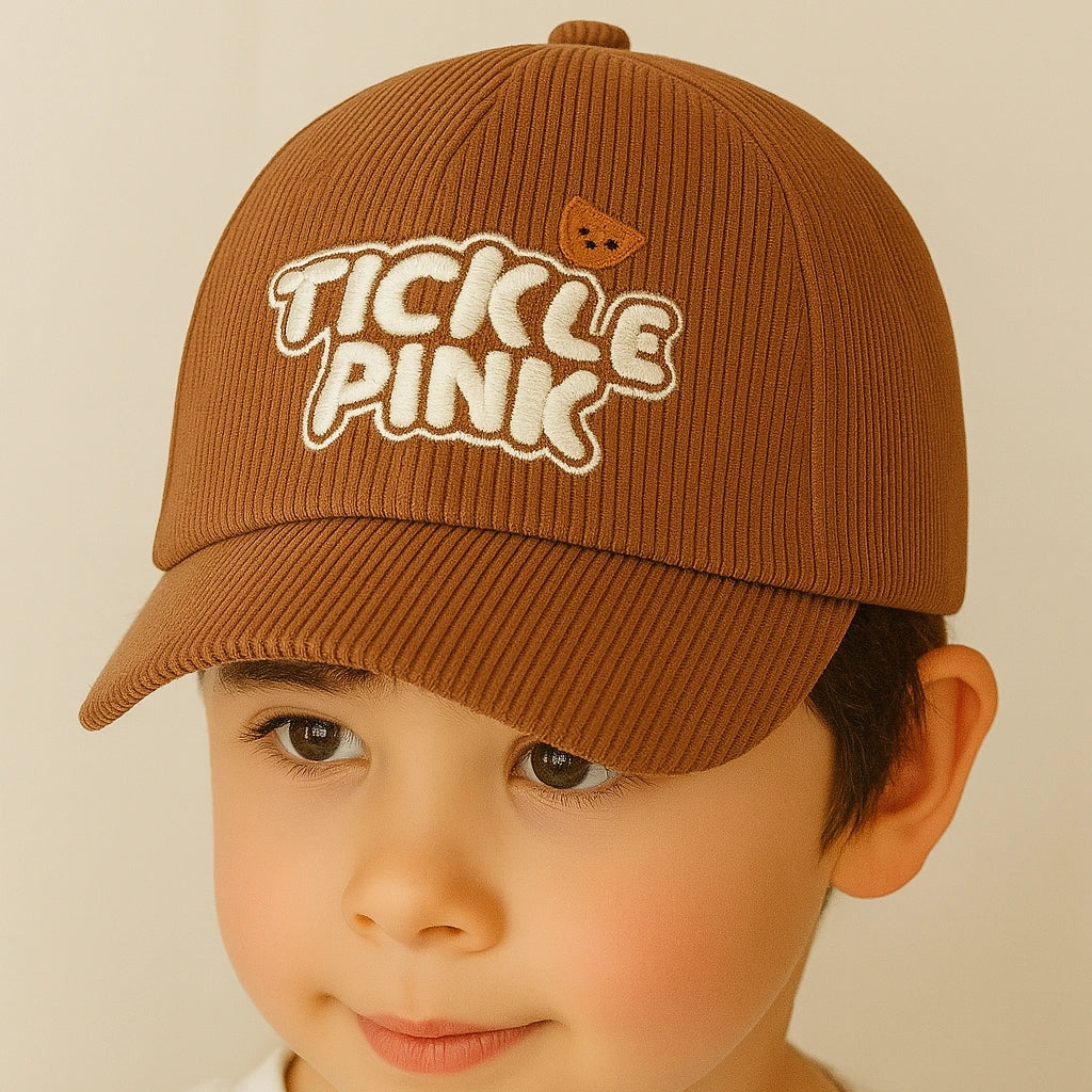 Gorra Infantil de Corduroy “Tickle Pink” – Suavidad y Estilo