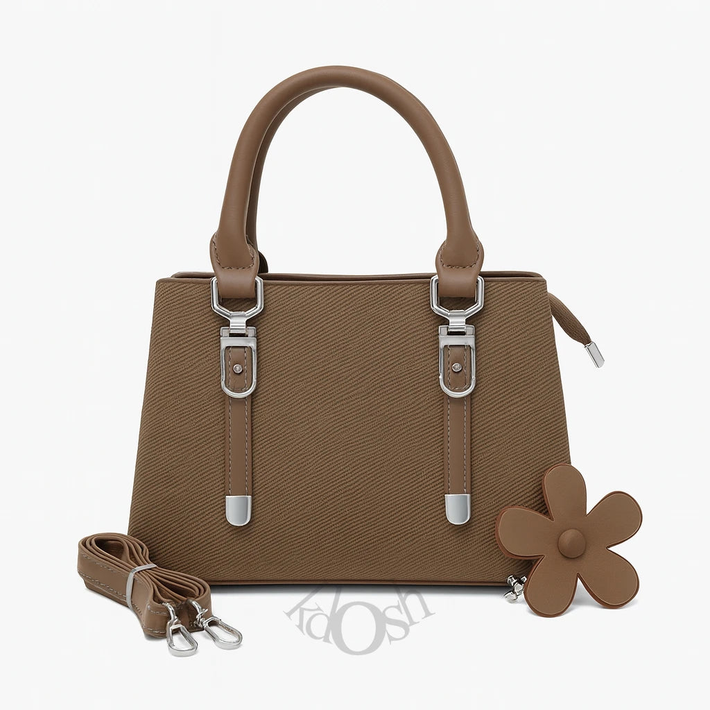 Cartera Texturizada con Llavero Floral – Chic y Versátil