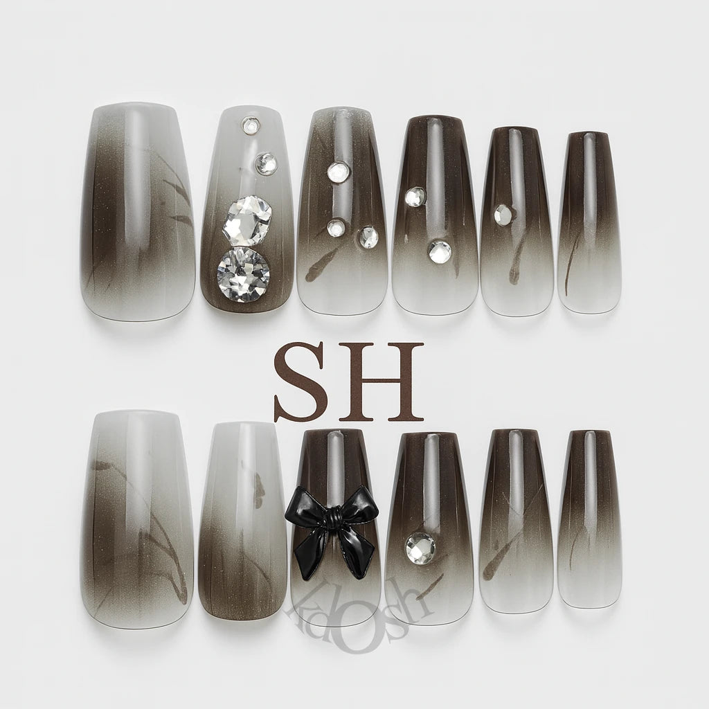 Uñas Postizas de Gel a Presión con Brillo y Diamantes – Set de 12 Piezas