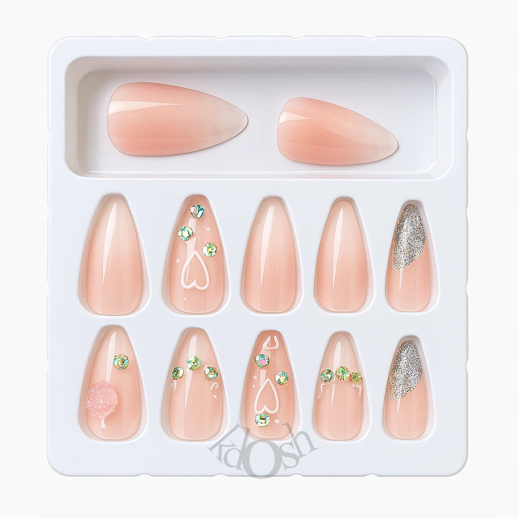 Uñas de Gel a Presión con Detalles de Lujo – Diamantes y Diseños Exclusivos