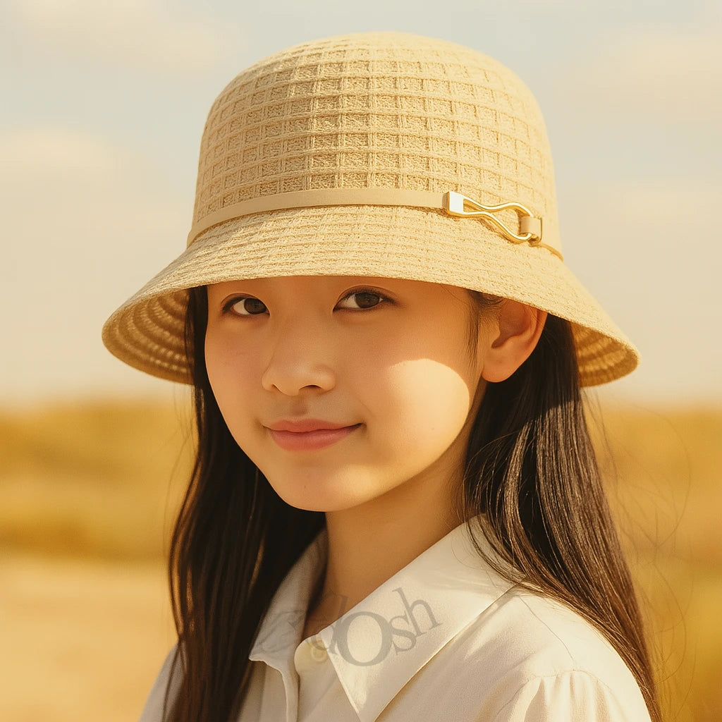 Sombrero Tejido con Detalle Metálico – Elegancia Sutil y Confort👒