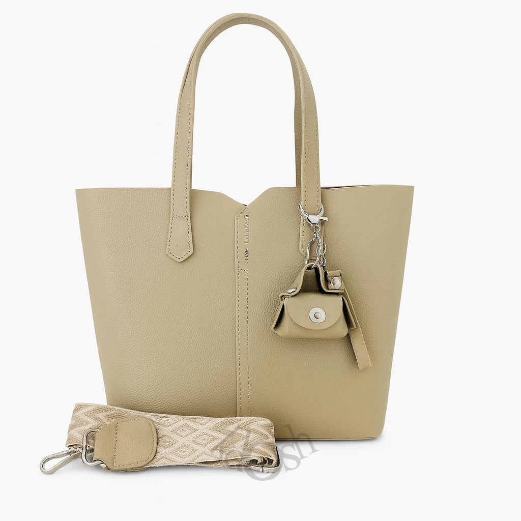 CARTERA ELEGANTE CON LLAVERO – Versatilidad y Estilo