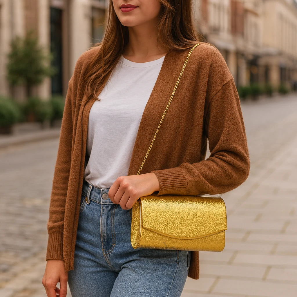 Vanite de Lujo Femenina – Cartera Brillante con Textura Craquelada