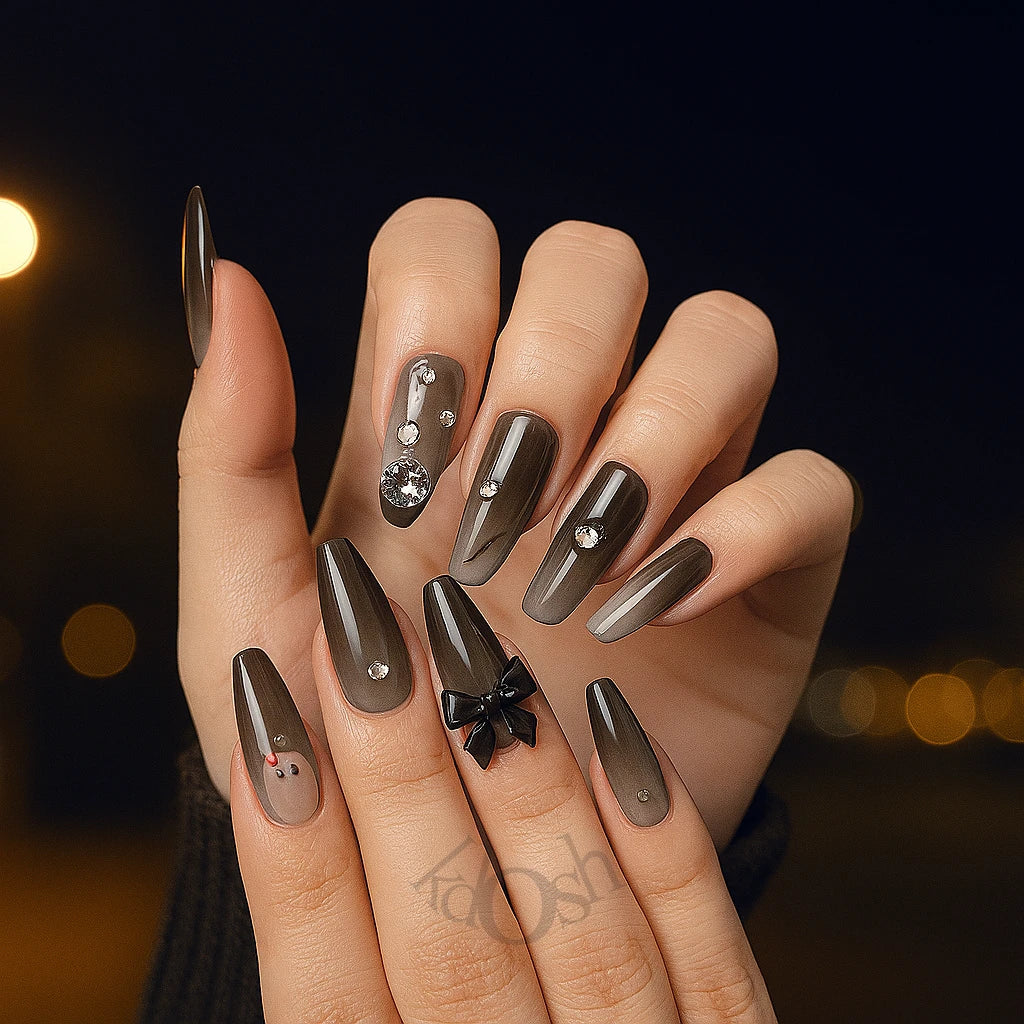 Uñas Postizas de Gel a Presión con Brillo y Diamantes – Set de 12 Piezas