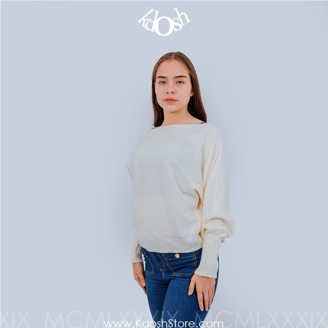 Chompa Off-Shoulder – Elegancia y Estilo con un Toque Atrevido